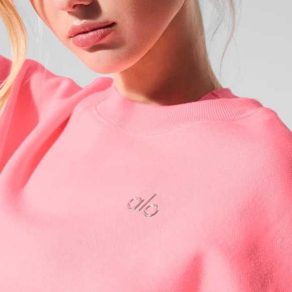 Alo Yoga Accolade Crew Neck Pullover in Neon Bubblegum Size S Small NEW - Picture 4 of 4